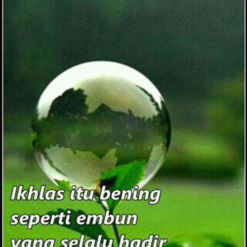 Kemarin kau masih bersamaku