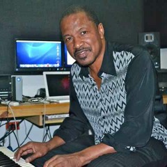 Tus Besos - Hermes Manyoma