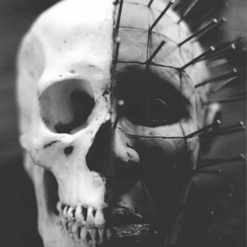 This is fucking Doomcore