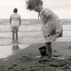 12z - Funeral at the Seaside