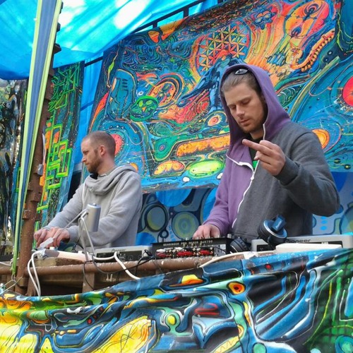 Medicinmannen & Azgeir - DANCE OF THE PLANETS (LIVE)