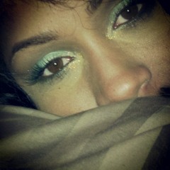 Fantasy Girl (Online Exclusive)