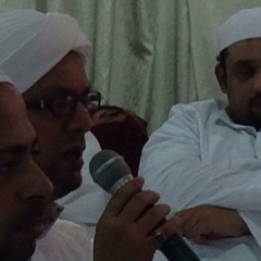 إنشاد أبيات من بردة البوصيري ٨