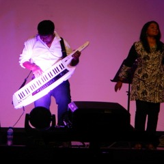 Jamming with andria(singer). chale re...