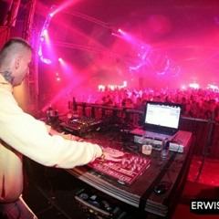 Zahni -live- @ Liquid Sunday 9.0  31.03.2013