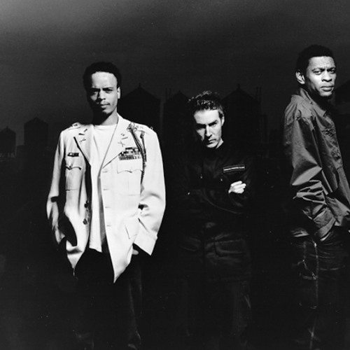 Stream MASSIVEATTACK.IE | Listen to Massive Attack - Finsbury Park