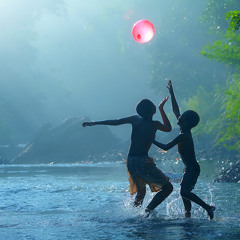 في ظلال الطُفولة ()