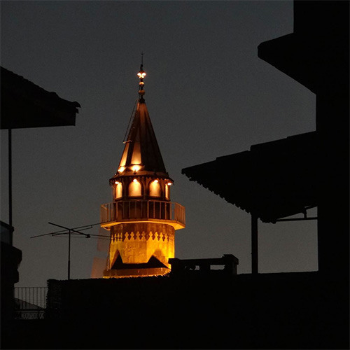 من مفكرة عاشق دمشقي - نزار قباني