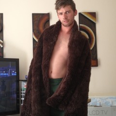 Kick Her In The Head Ross!!