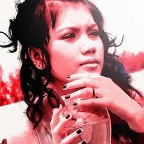 Download Elyana Molek