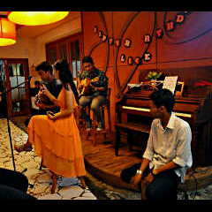 Zihni n Friend's - Anugerah Terindah (Feat. Lise)