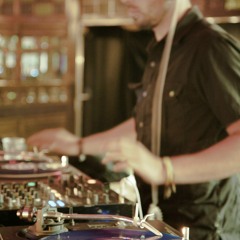 deep house minimal