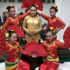 Sekar Bayuangga-Pop Percussion (live opening Semipro 2012)