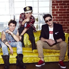 I Think She Got Me - FLYTE (Midnight Red)