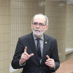 Carlos Vital fala sobre recuo do governo na área de ensino médico (Parte 1)