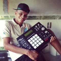 MC MANERINHO - FALOU DE PUTARIA , LEMBREI DA MINHA VIZINHA 2013 ♫♪