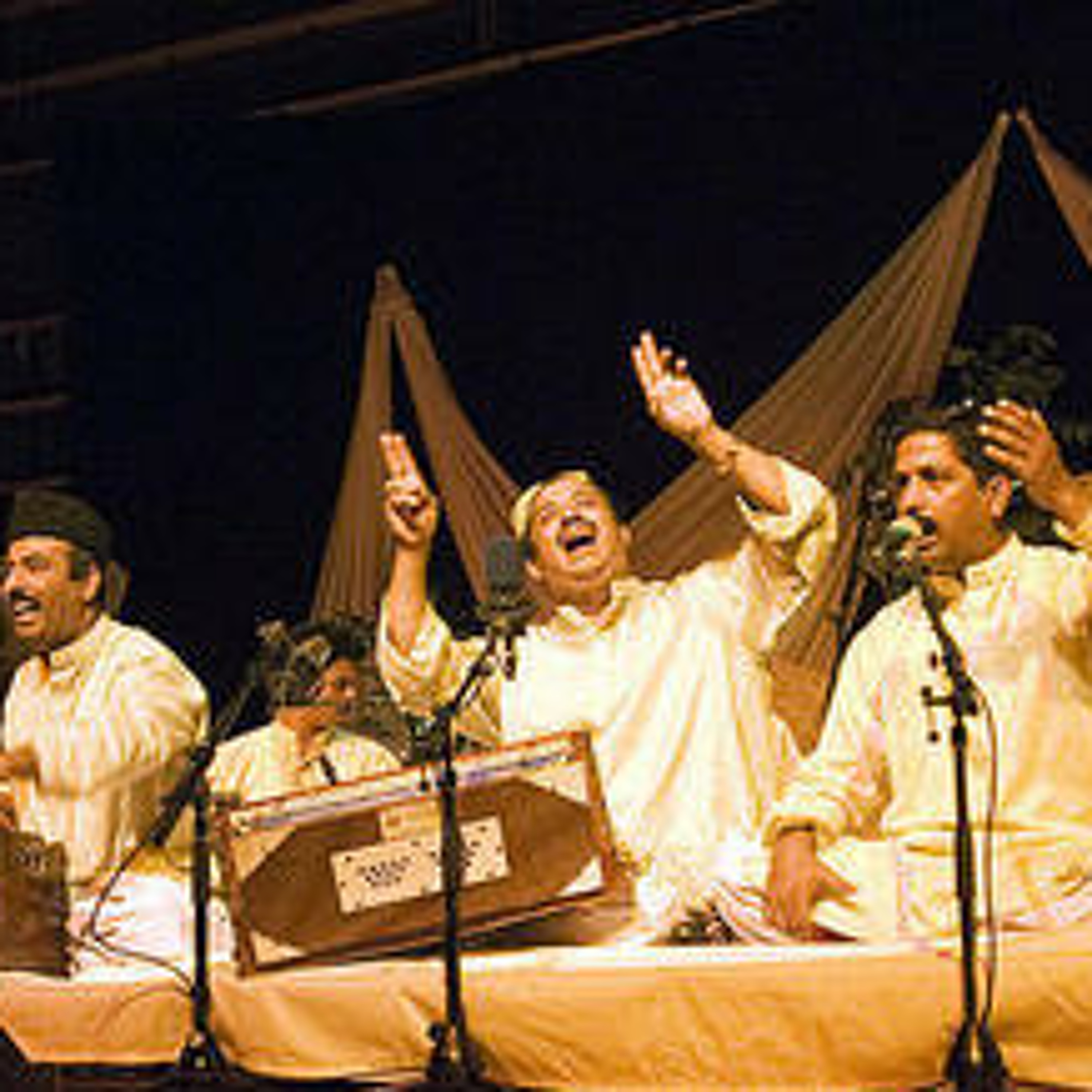 Mehfil - E - Qawwali - March 17, 2013 episode artwork
