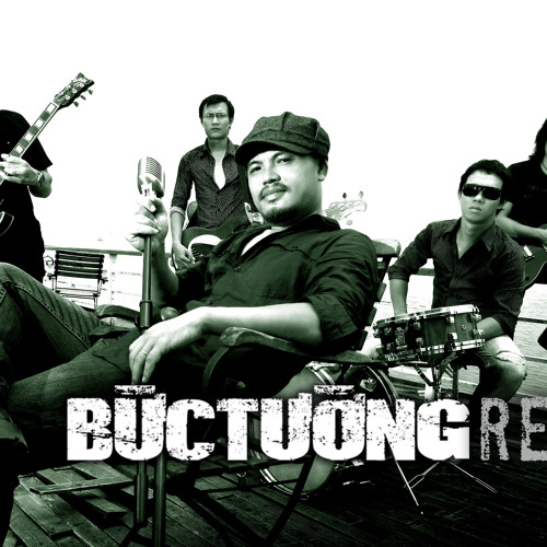 Mắt Đen-Bức Tường