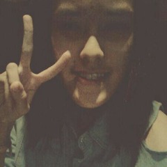 一个人在K房 唱着一个人想着一个人 at Green box