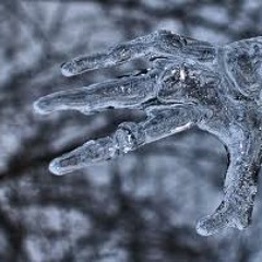 ~CoLd~HaNd~LuKe~ DeeP PaiN