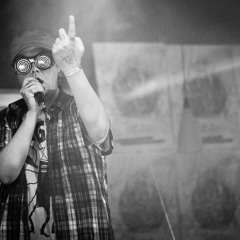 Amazing fire (from "I Am A Spider"-film, directed by Martta Tuomaala)