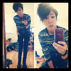 Mary Lambert "She Keeps Me Warm"