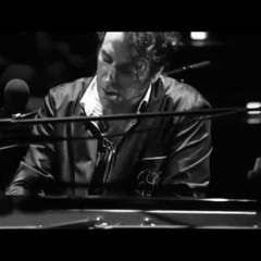 Chilly Gonzales - Knight Moves (The Traveller Remix)