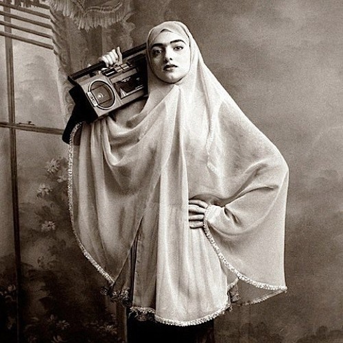 مزيج الدين والدولة و الفقر