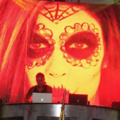 Chriss Vargas  Featuring Jenny Boom-I Control you-Original