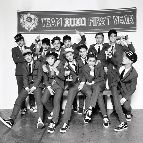 日*0様 EXO XOXO アルバム　まとめ売り 41wCrhRkJdL._UF1000,1000_QL80_.jpg