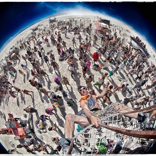 We Are Hiding On The Far Side Of The Moon (DJ Set)
