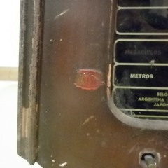 * La Cumbia Radio Activa * - (Prod: Lea Skames Ft La Bomba Frutal) -