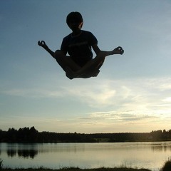 FLOAT By Ph ILL iE PHR3SH