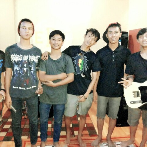PAPAPUYE - Ramai Dan Damai ( Peron Satoe Cover )