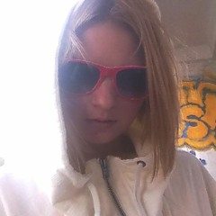 hellya - racing stars