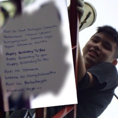 Happy Birthday To You My Bro…#gaSyncronSuaraSamaGitar… Ancor Dah Ni Lagu…wkwkkwk