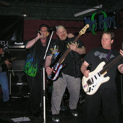 U Dropped A Bomb On Me Live(Smokescreen)