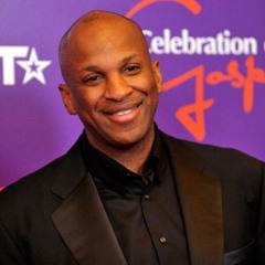 Holy - Donnie Mcclurkin - PlayBack by Paulo Marques