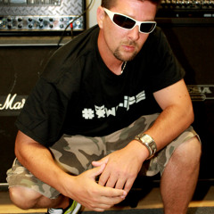 Pretty Lil Thang - Aaron Kane (TavaEnt)