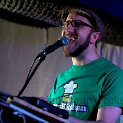 Heal - live jazz-funk-house looping jam @ Mr Wolfs, 17/8/13