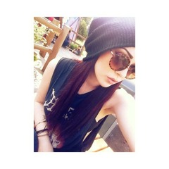 young and beatiful-lana del rey (DanelleSandoval's cover)