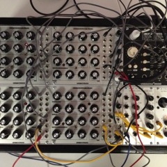 1 Pittsburgh Synth Block - LFO modulating VCA