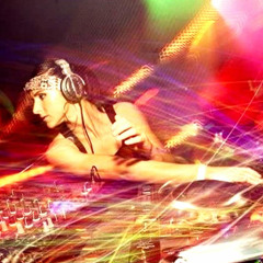 Hannah Wants x Suitcase: Ibiza Sounds
