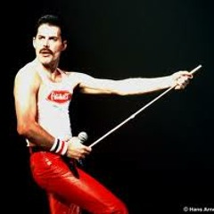 108 - I Wan To Break Free - Queen ( Freddie Mercury ) - Erick PERFORMANCE 2013
