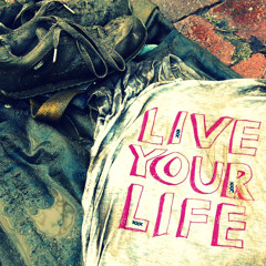 E - Clip & Symbolic - Live Your Life (Sample)