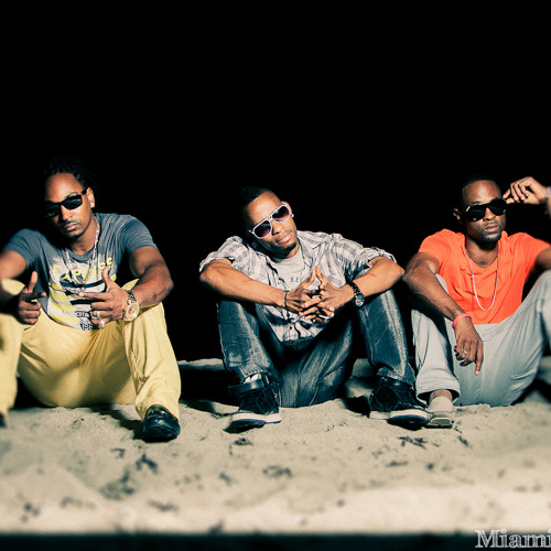 BOUNCE TO THE BEAT CASELEY FEAT KREZI BEATZ/ IDENTITY PRODUCED  BY KREZI BEATZ 2013 NEW!!!