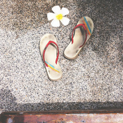 Royals (Lorde Acapella Cover by foldedmemos)