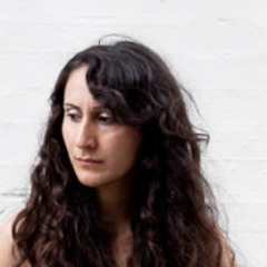 Aida Shahghasemi - Az Sarma Kabood (This woman,This sea)
