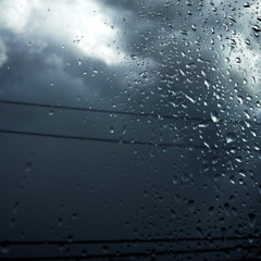 雨の音