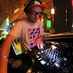 VENGEANCE (PLAYED BY PROPZ N ROWNEY G13 RADIO SHOW)